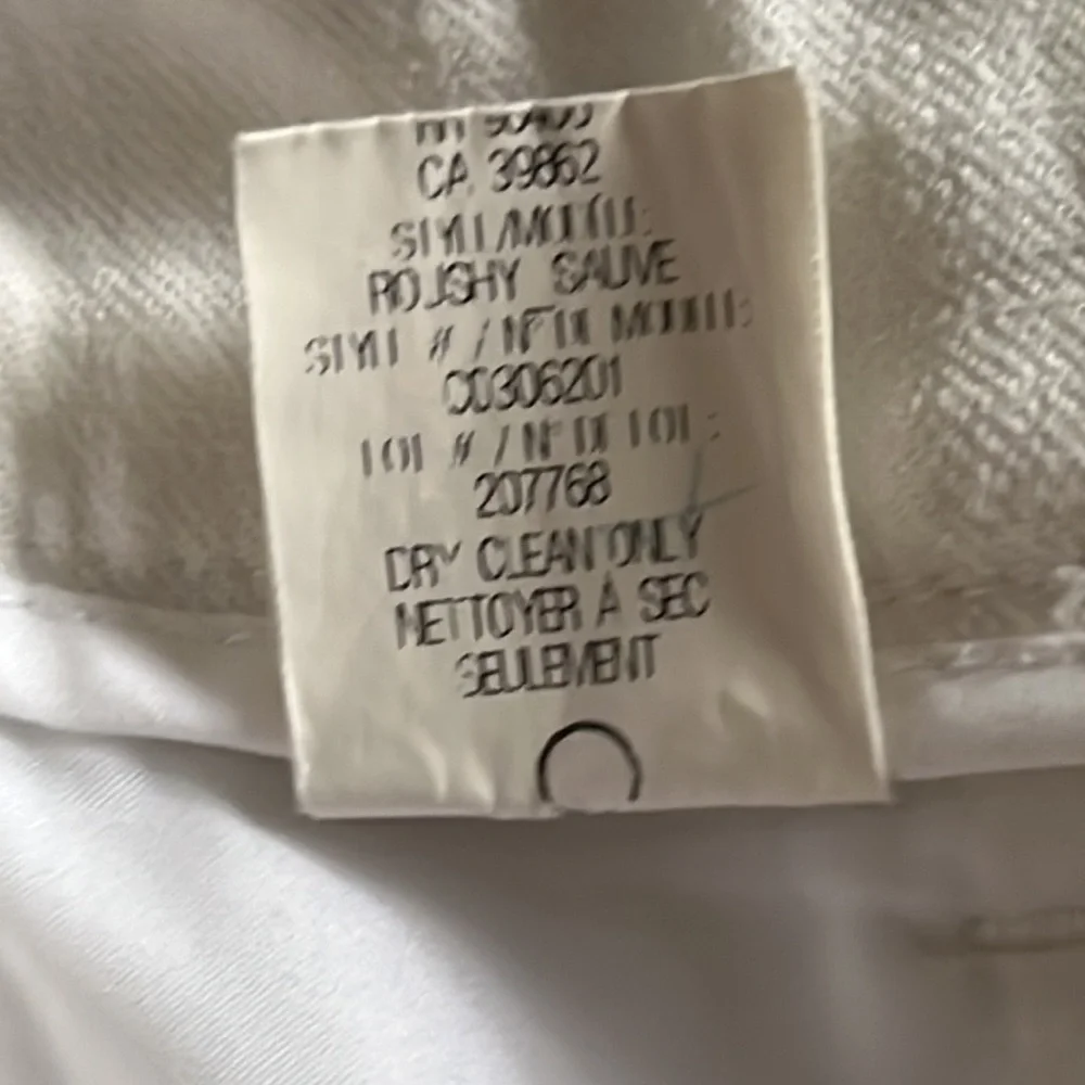 Theory classic linen blend soft white shorts sz 2 - Picture 5 of 12